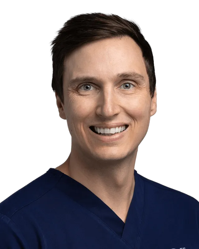 Headshot: Dr Daemon McClunan